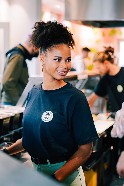 Gustav Grün T-Shirts printed by FLYERALARM